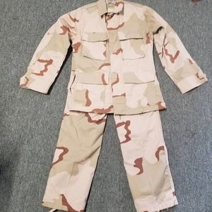 Desert Military Fatigues - BDU Coat & Pants SMALL